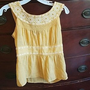 Mustard yellow Gauzy summertime top size 0